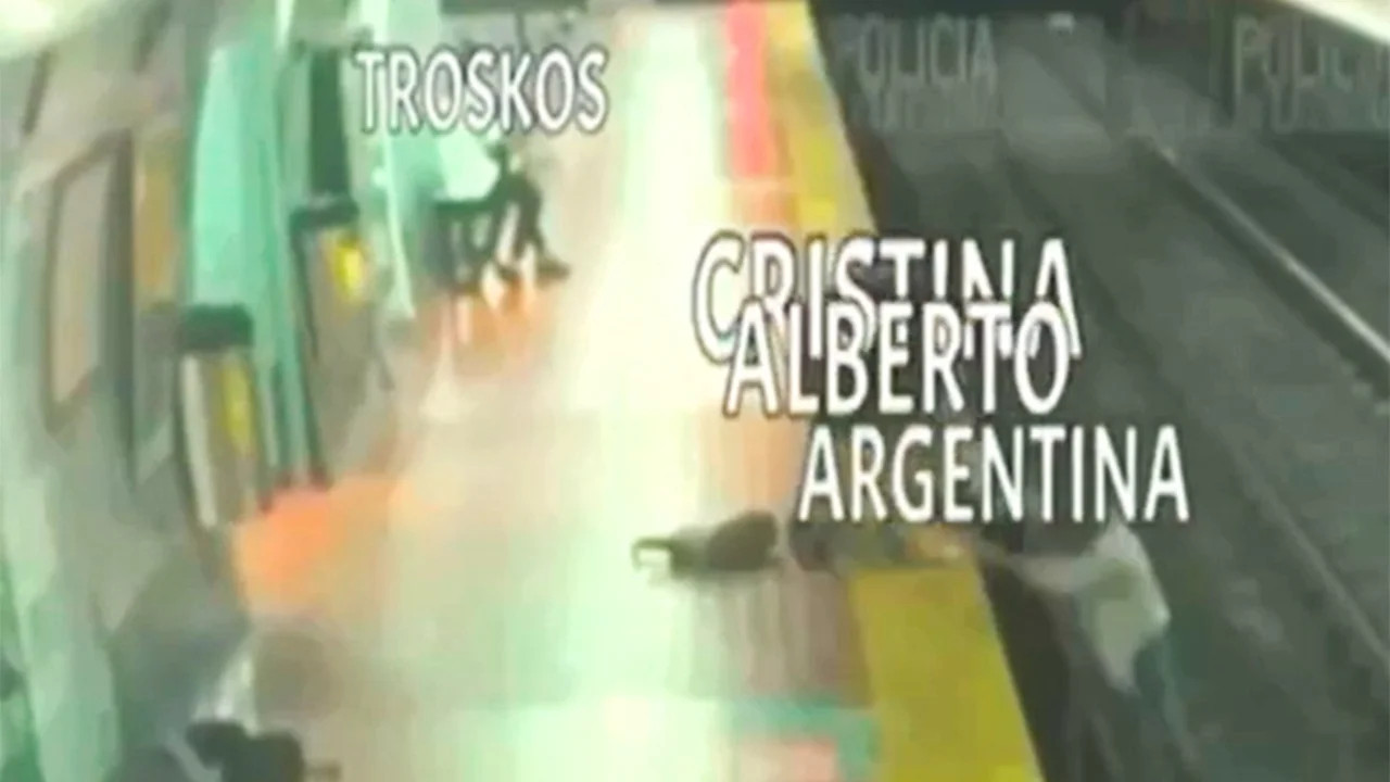 El insólito accidente en el subte que se convirtió en un meme contra el macrismo y a favor de Alberto Fernández 