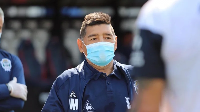 Diego Maradona y su última charla con los jugadores de Gimnasia