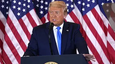 Trump se declara ganador y amenaza con ir a la Corte Suprema para frenar el conteo de votos Trump se declara ganador y amenaza con ir a la Corte Suprema para frenar el conteo de votos