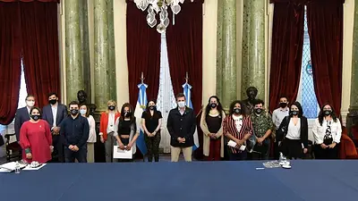 Programa de Empleo Trans: Sergio Massa y Diputados recibieron al primer ingreso Programa de Empleo Trans: Sergio Massa y Diputados recibieron al primer ingreso