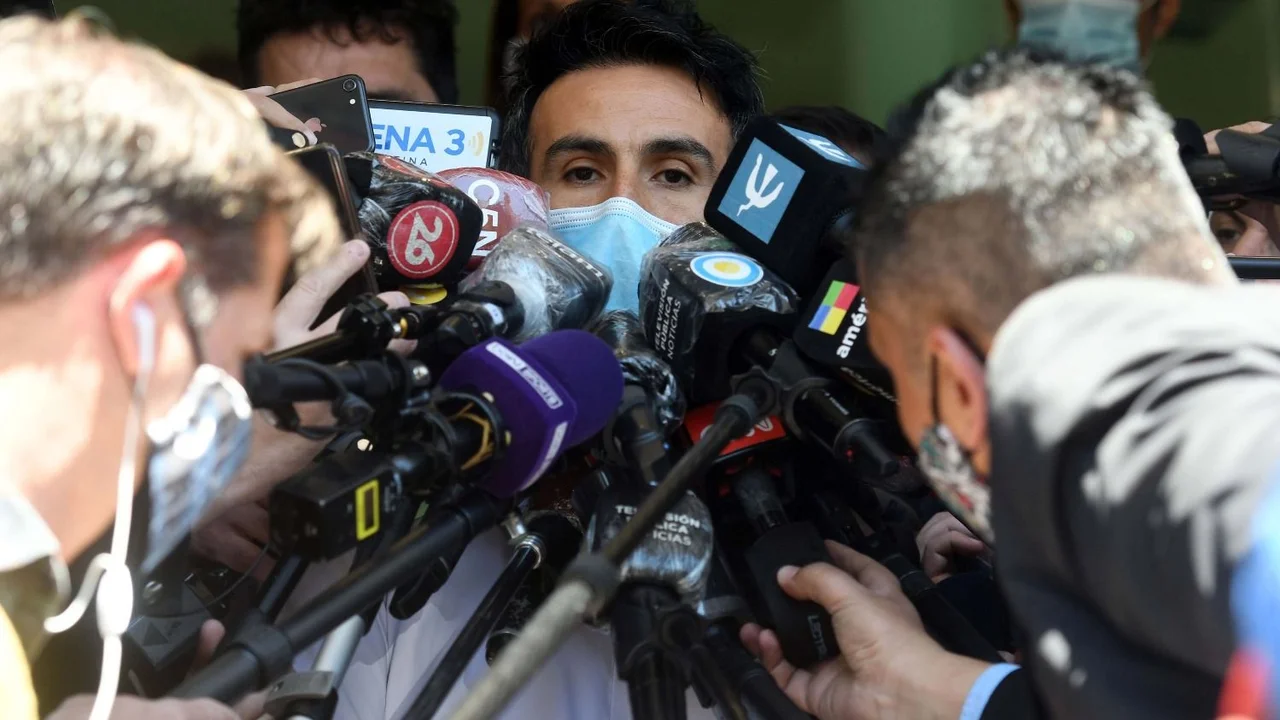 Nuevo parte médico de Diego Maradona: "Tiene muchas ganas de irse"