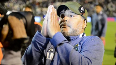 El impactante video viral del último adiós a Diego Maradona 