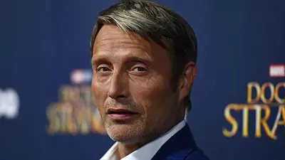 Animales fantásticos 3: Mads Mikkelsen, cerca de reemplazar a Johnny Depp Animales fantásticos 3: Mads Mikkelsen, cerca de reemplazar a Johnny Depp