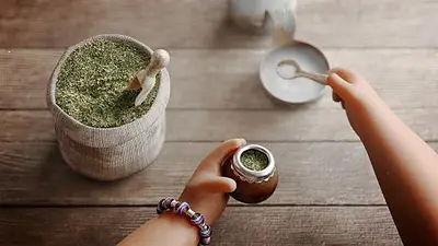 El consumo de yerba mate creció 4,5% en el mercado interno en los primeros siete meses del año El consumo de yerba mate creció 4,5% en el mercado interno en los primeros siete meses del año