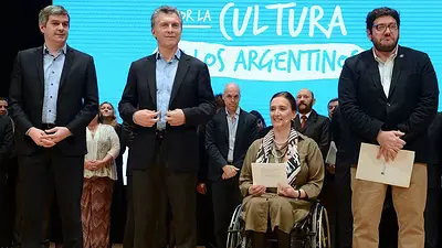 marcos peña mauricio macri gabriela michetti y pablo avelluto marcos peña mauricio macri gabriela michetti y pablo avelluto