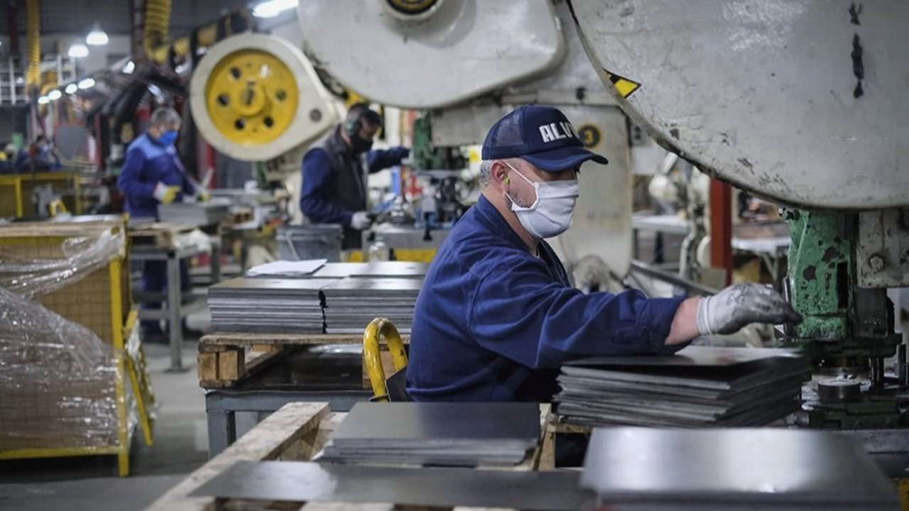 Mejora de la industria en noviembre.