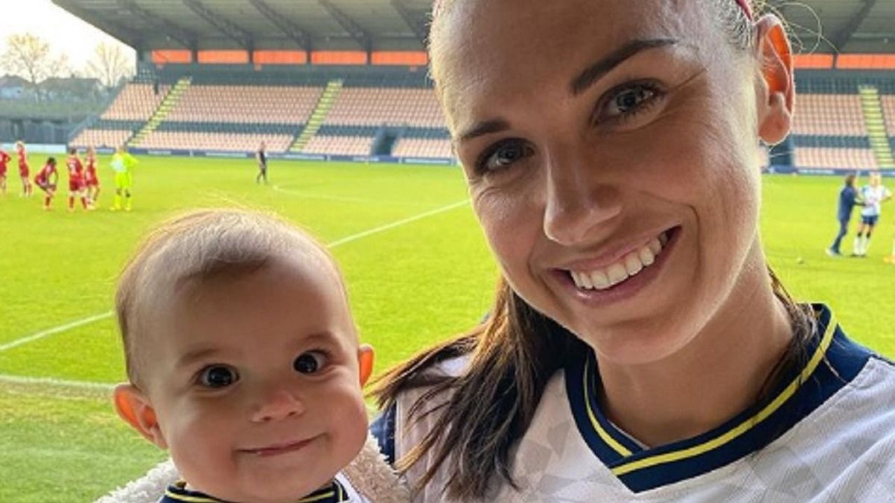 Históricas medidas de FIFA sobre la maternidad en el fútbol femenino