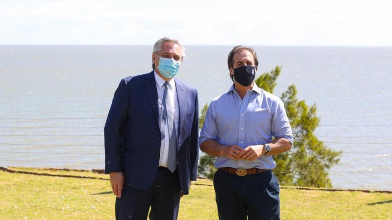 Los detalles del íntimo asado sorpresa entre Alberto Fernández y Luis Lacalle Pou