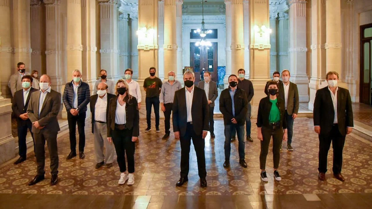 Ferraresi se reunió con intendentes de la tercera sección de la Provincia