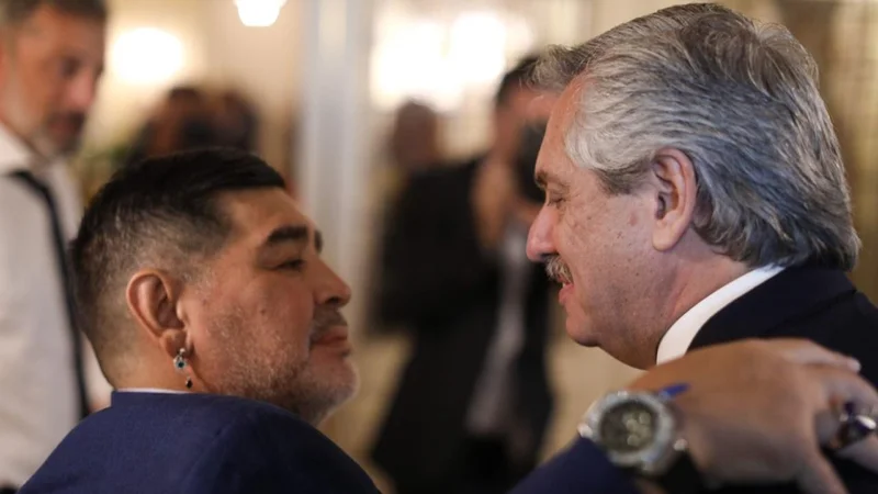 Alberto Fernández, sobre Diego Maradona: "Va a ser de esos personajes que nunca se mueren"