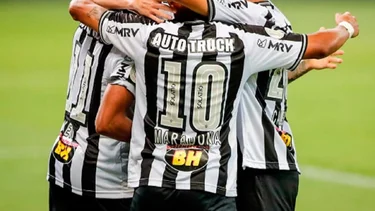 El futbolista argentino que jugó con el 10 de Maradona en Brasil