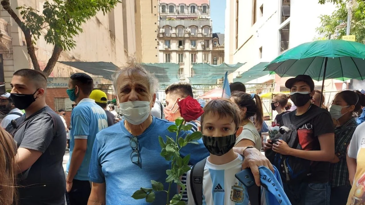 No lo vieron jugar, pero crecieron con Maradona como superhéroe: los niños sub14 y el amor eterno