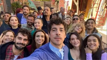 Crece la pasión entre dos actores de La 1-5/18: “Pasan cosas”