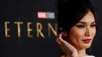 Marvel presenta por primera vez superhéroes sordos, del sur de Asia y un beso gay en "Eternals" Marvel presenta por primera vez superhéroes sordos, del sur de Asia y un beso gay en "Eternals"