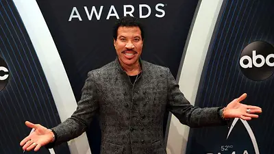 Lionel Richie firma un acuerdo con Universal Music Publishing Lionel Richie firma un acuerdo con Universal Music Publishing
