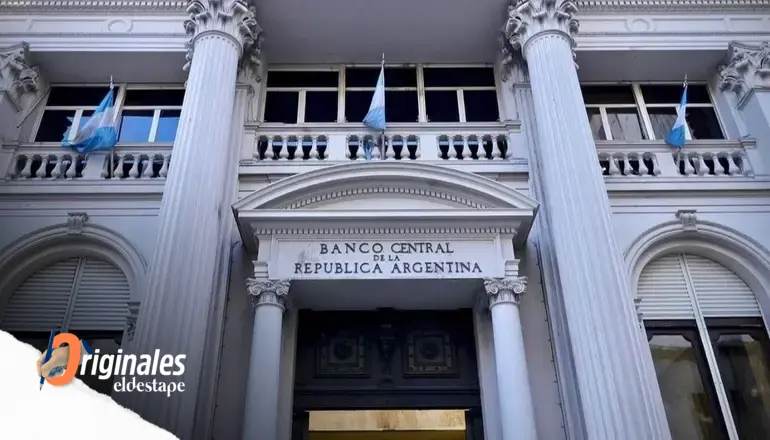 Un informe privado desmiente la acumulación de reservas que celebra Milei