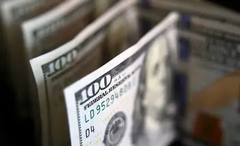 La restricción externa, un problema de dos dimensiones | Dólar