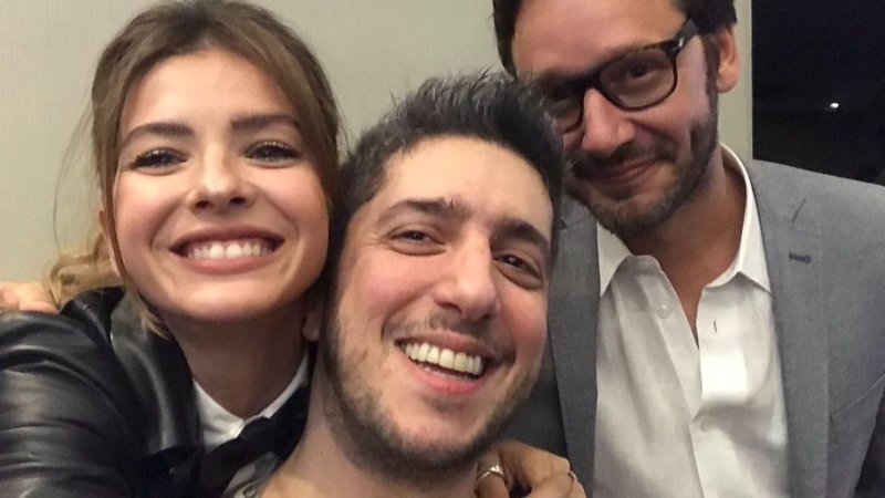 Jey Mammón, junto a La China Suárez y Benjamín Vicuña