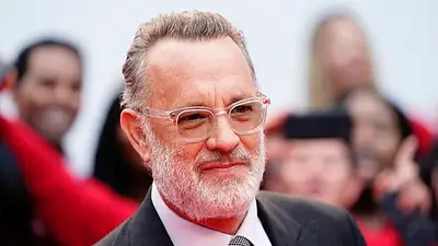 Tom Hanks Tom Hanks