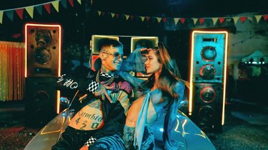 Tini y L-Gante rompieron todo con su nuevo tema "Bar"
