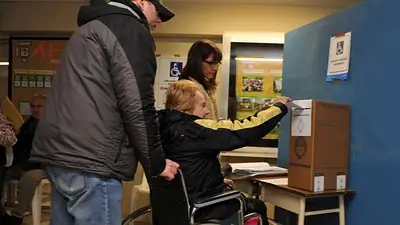 Por primera vez en elecciones, habrá interpretación en lengua de señas por videollamada Por primera vez en elecciones, habrá interpretación en lengua de señas por videollamada