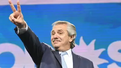 Alberto Fernández se reunió con dos de "las caras de la remontada" de las elecciones Alberto Fernández se reunió con dos de "las caras de la remontada" de las elecciones