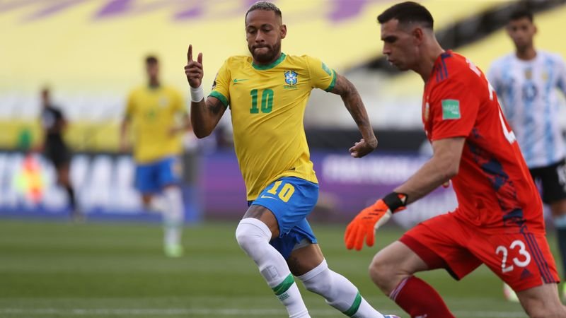 Argentina y Brasil animan la última jornada del año de la eliminatoria al Mundial
