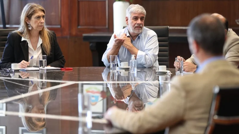 Roberto Feletti y Débora Giorgi