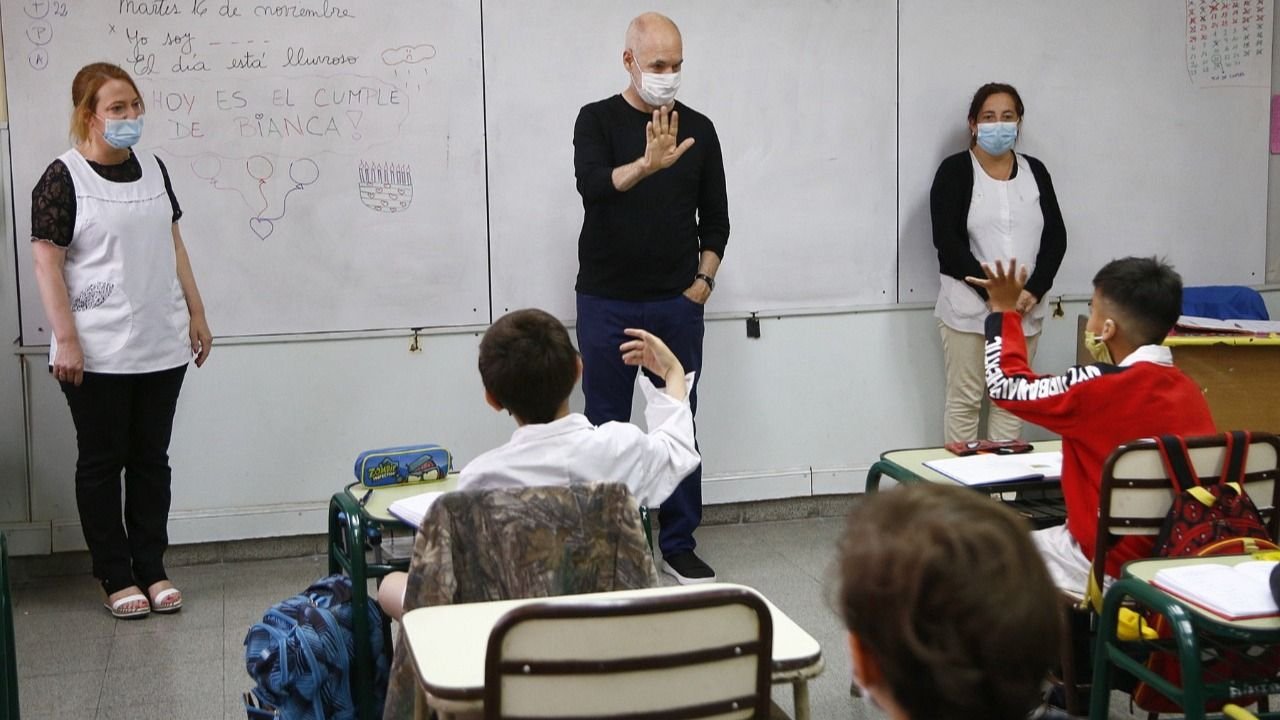 Horacio Rodríguez Larreta en escuelas porteñas
