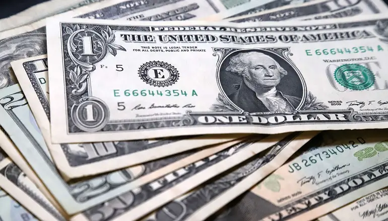 dólar
