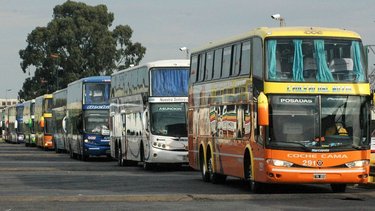 Proponen pedir el pase sanitario en micros de larga distancia
