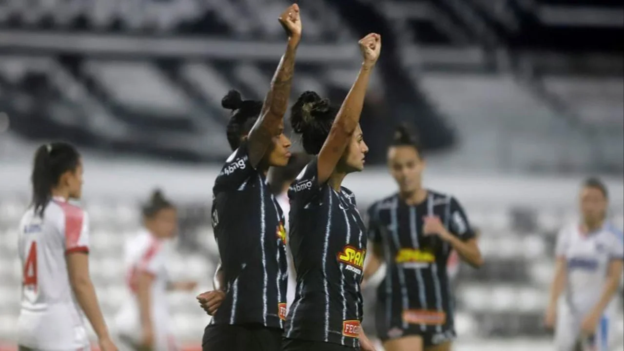 Libertadores Femenina: El Corinthians se le plantó al racismo