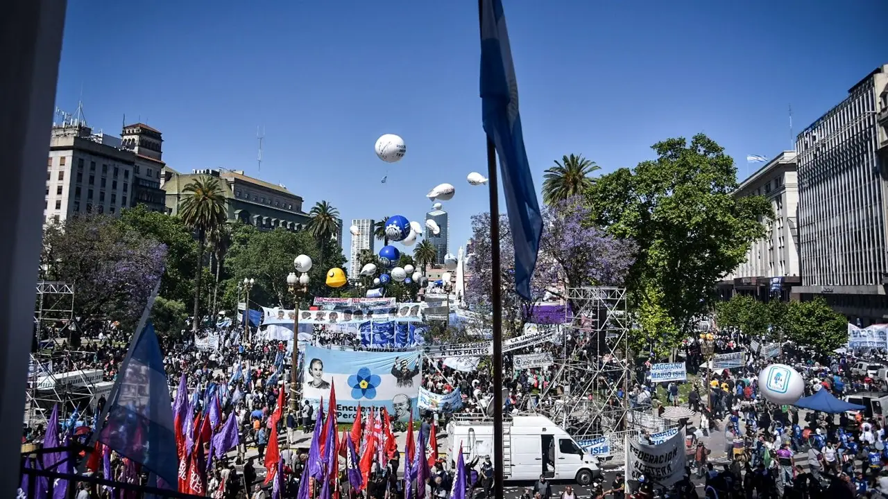 Lo que es, lo que parece: luces, sombras y espejismos post electorales