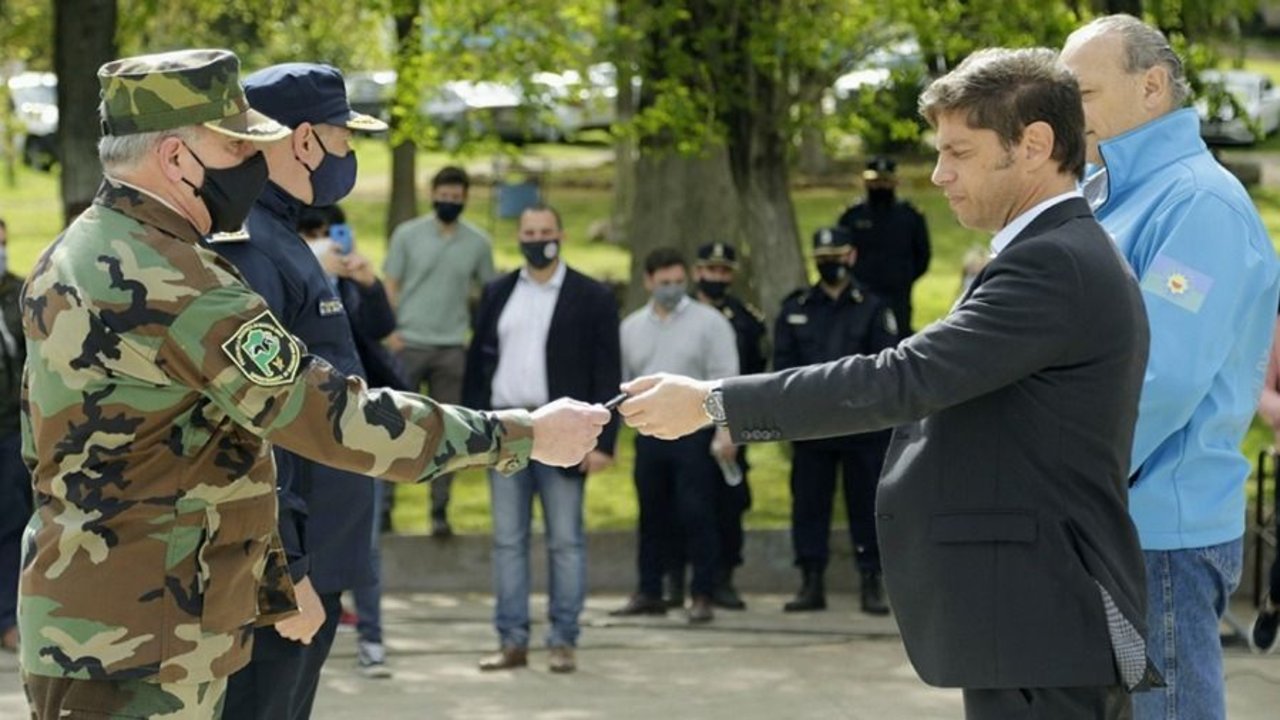 Axel Kicillof anunció que pronto habrá una "Universidad de la Policía"