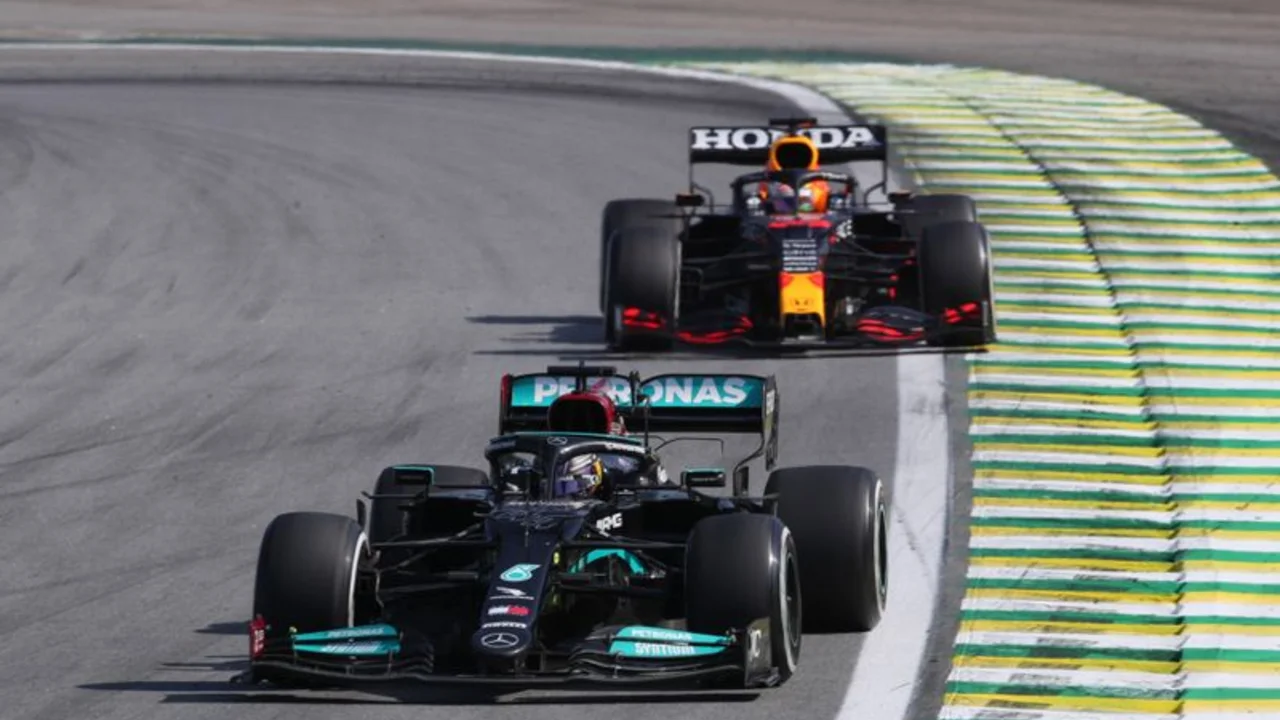 Comisarios de Fórmula 1 rechazan solicitud de revisión de Mercedes