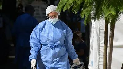 Reporte de COVID-19 en Argentina: 5 muertos y 641 nuevos contagios en el último día Reporte de COVID-19 en Argentina: 5 muertos y 641 nuevos contagios en el último día