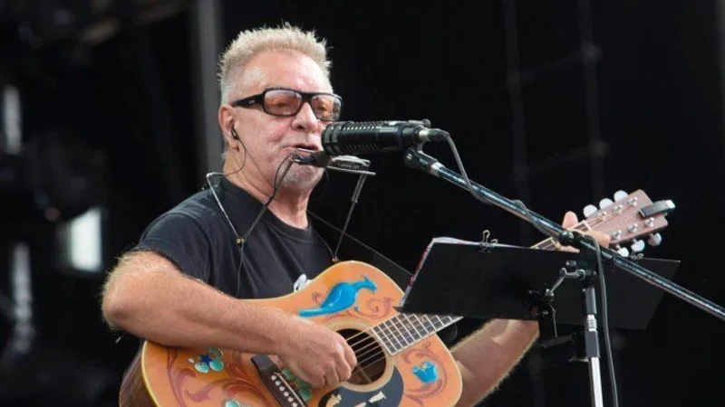León Gieco