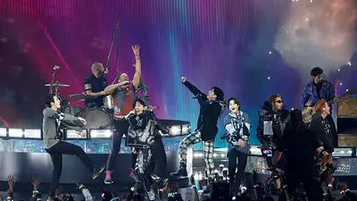 Grupo de K-pop BTS se lleva el máximo galardón en los American Music Awards Grupo de K-pop BTS se lleva el máximo galardón en los American Music Awards