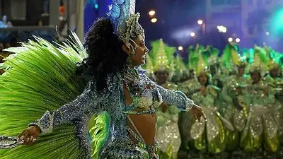 Más de 70 ciudades de Brasil suspenden el carnaval por temor a un rebrote de la pandemia Más de 70 ciudades de Brasil suspenden el carnaval por temor a un rebrote de la pandemia