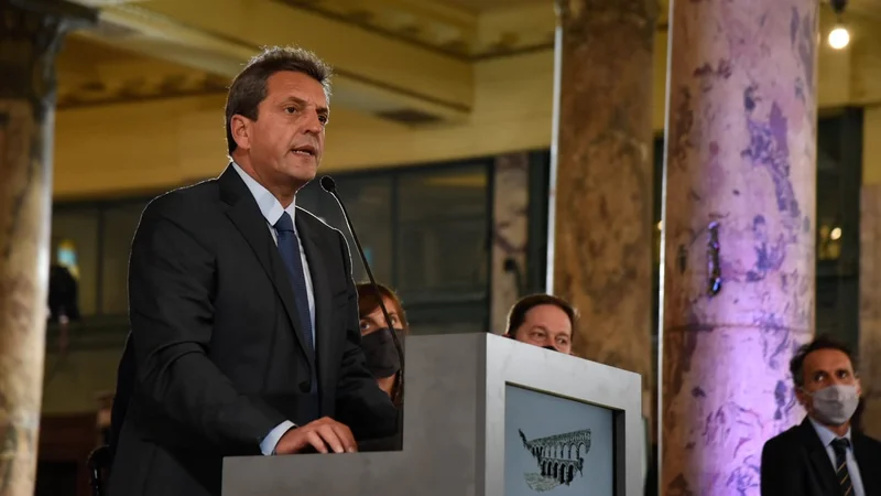 Massa confirmó que el Gobierno busca modificar la ley de alquileres