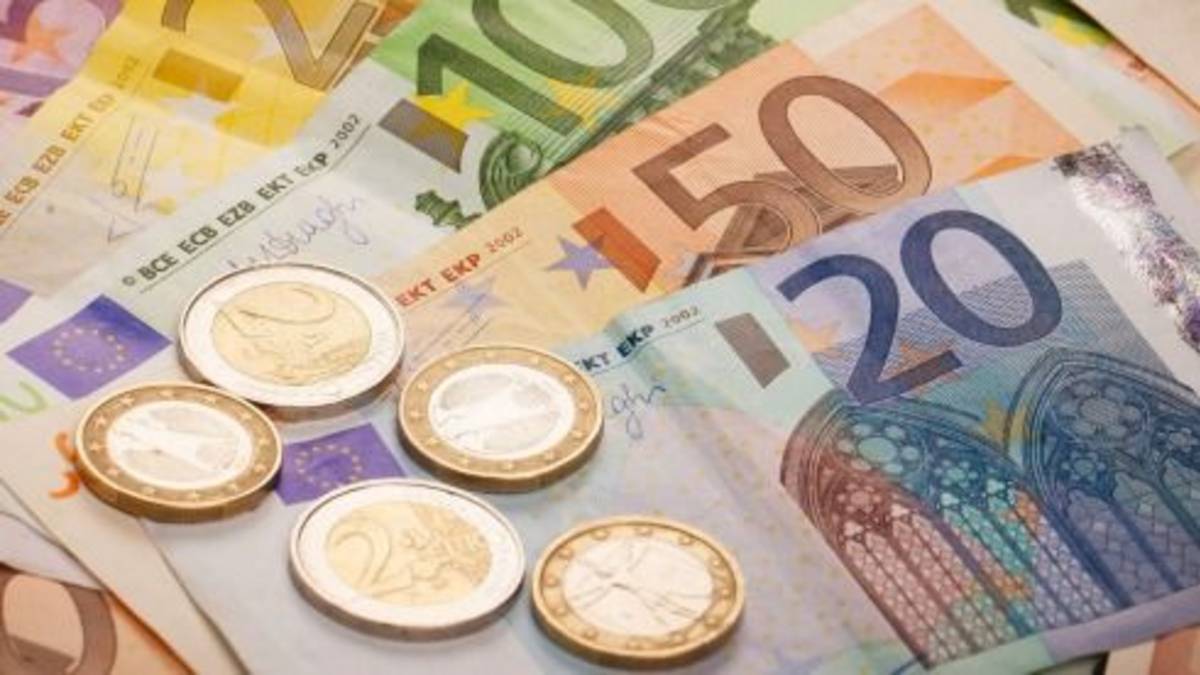 Récord de endeudamiento en España: el 35% de los consumidores planea pedir un crédito
