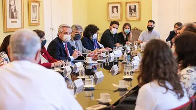 Fernández expresó "orgullo por ciencia y tecnología del país" Fernández expresó "orgullo por ciencia y tecnología del país"