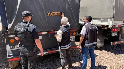 La AFIP evitó exportación fraudulenta de más de 900 toneladas de maíz y aceites La AFIP evitó exportación fraudulenta de más de 900 toneladas de maíz y aceites