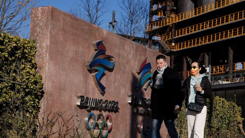 China dice que los Juegos de Invierno seguirán su curso a pesar del desafío de ómicron