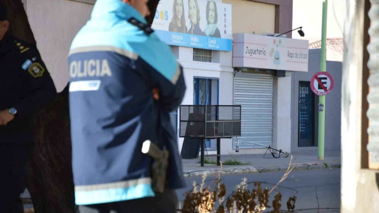 Otro atentado contra el Frente de Todos de Bahía Blanca: detonaron un artefacto sospechoso