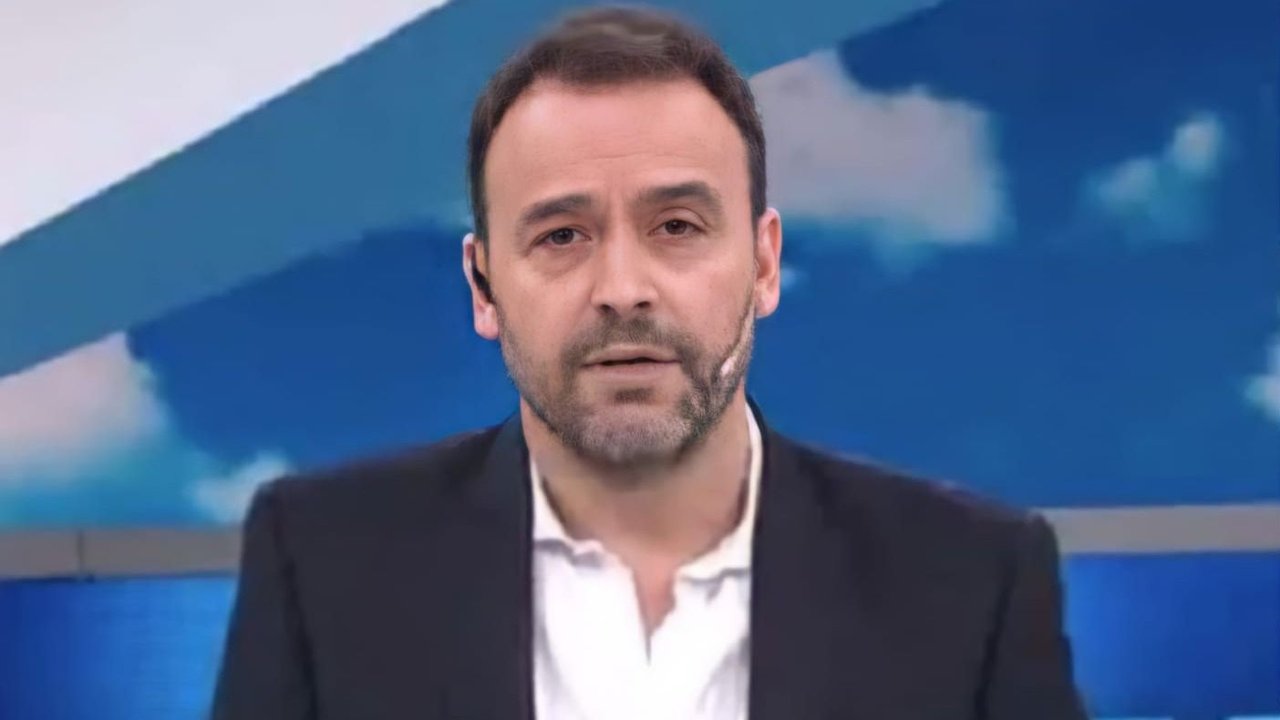 Adrián Pallares
