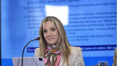 Privatización de AySA: Malena Galmarini advirtió sobre un “vaciamiento” y criticó al Gobierno Privatización de AySA: Malena Galmarini advirtió sobre un “vaciamiento” y criticó al Gobierno