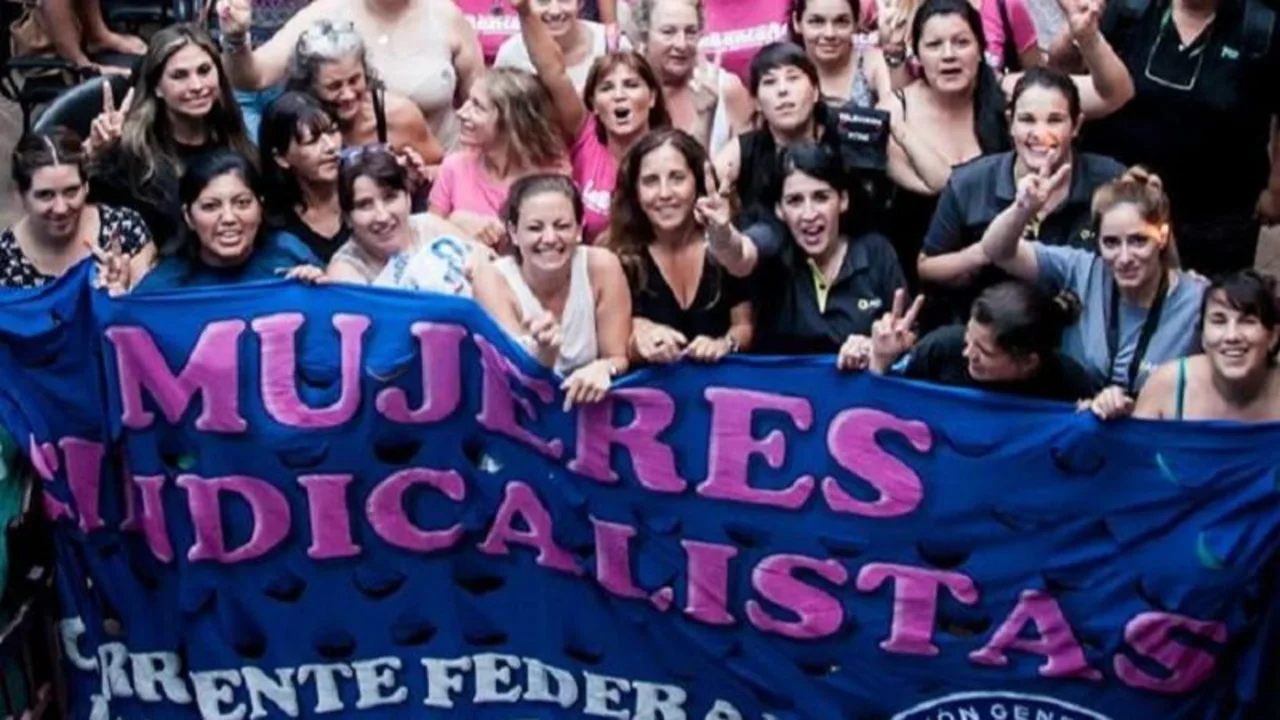 Presentan la nueva edición del cuadernillo de Mujeres Sindicalistas