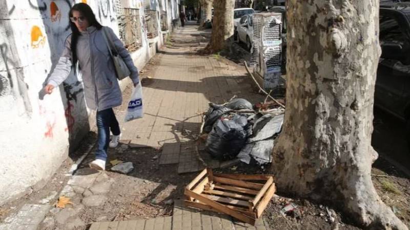 Garro quiere que los vecinos arreglen sus veredas: "Compartimos los gastos"