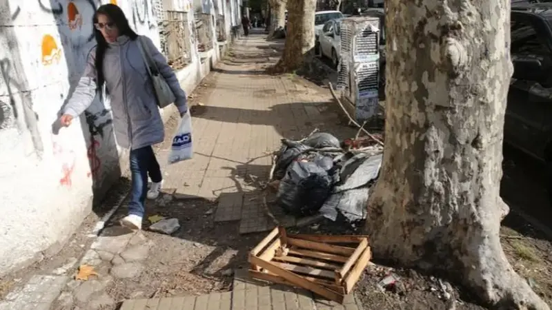 Garro quiere que los vecinos arreglen sus veredas: "Compartimos los gastos"